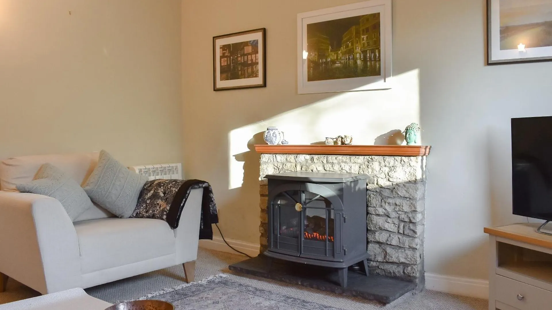 Finlays Cottage Pickering 0*,